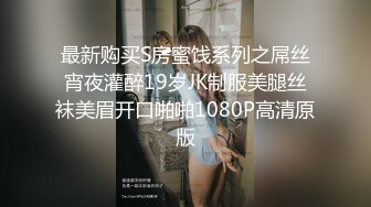 露脸97年小女友，口活技术精湛细腻