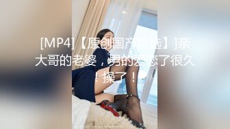 可盐可甜女菩萨，推特极品大奶美乳女神【糕糕】VIP私拍，可爱双马尾裸舞脱衣挑逗，诱惑难挡 (4)