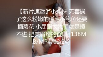 女高反差婊直接把我拉到教学楼厕所口交