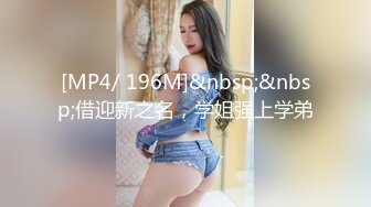 街头采访 洋妞这算是严重乳华了吧 相信有很多瓜友想让她体验下什么叫东方龙根！