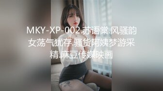 萤石云酒店安防摄像头偷拍颜值和身材都不错的卖淫女和几个嫖客的性交易