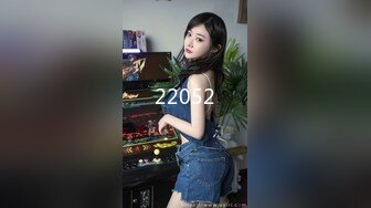 国产AV 糖心Vlog 圣诞2021 嫂子2 圣诞夜你哥不在 快来操我