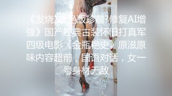 激情性交堕落的夫妇在厨房里用不同的姿势 (ph61a82e817a21c)