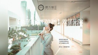 kcf9.com-气质文静新人美女！强烈要求秀一波！难得超粉嫩小穴，掰穴近距离特写，翘起美臀诱惑