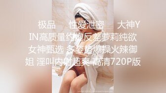 看到这样玩奶的女人鸡儿硬了吗？